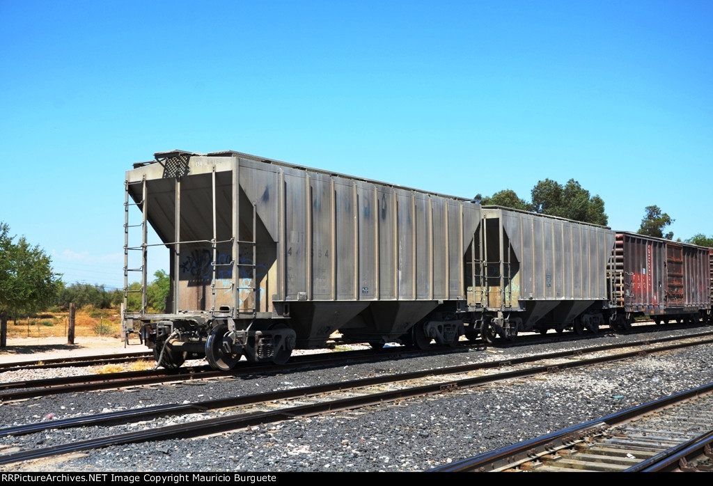 ITLX Covered Hoppers in Hermosillo yard